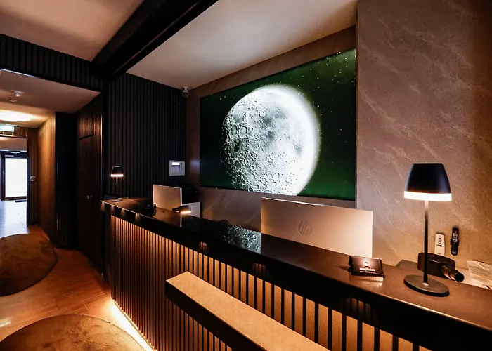 Sleephotels Cosmos Hotel